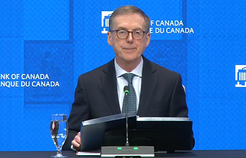 Canada holds interest rate