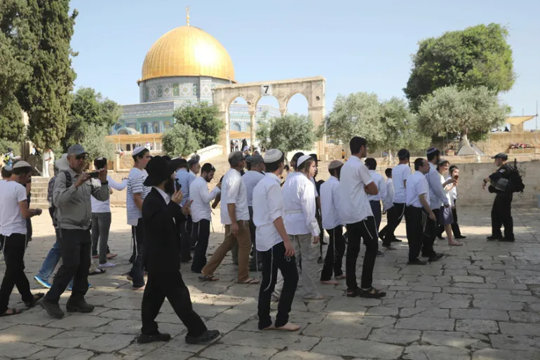 Israeli Authorities Evacuate Settlers From Areas Surrounding Al Aqsa Mosque